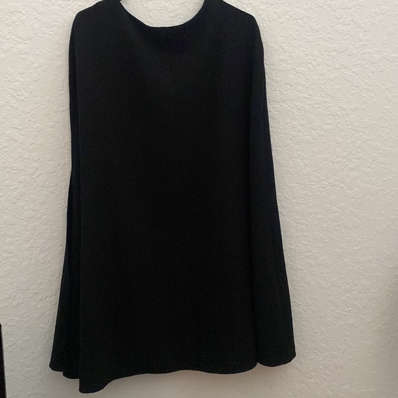 Nasty Gal cape dress - Picture 6 of 7